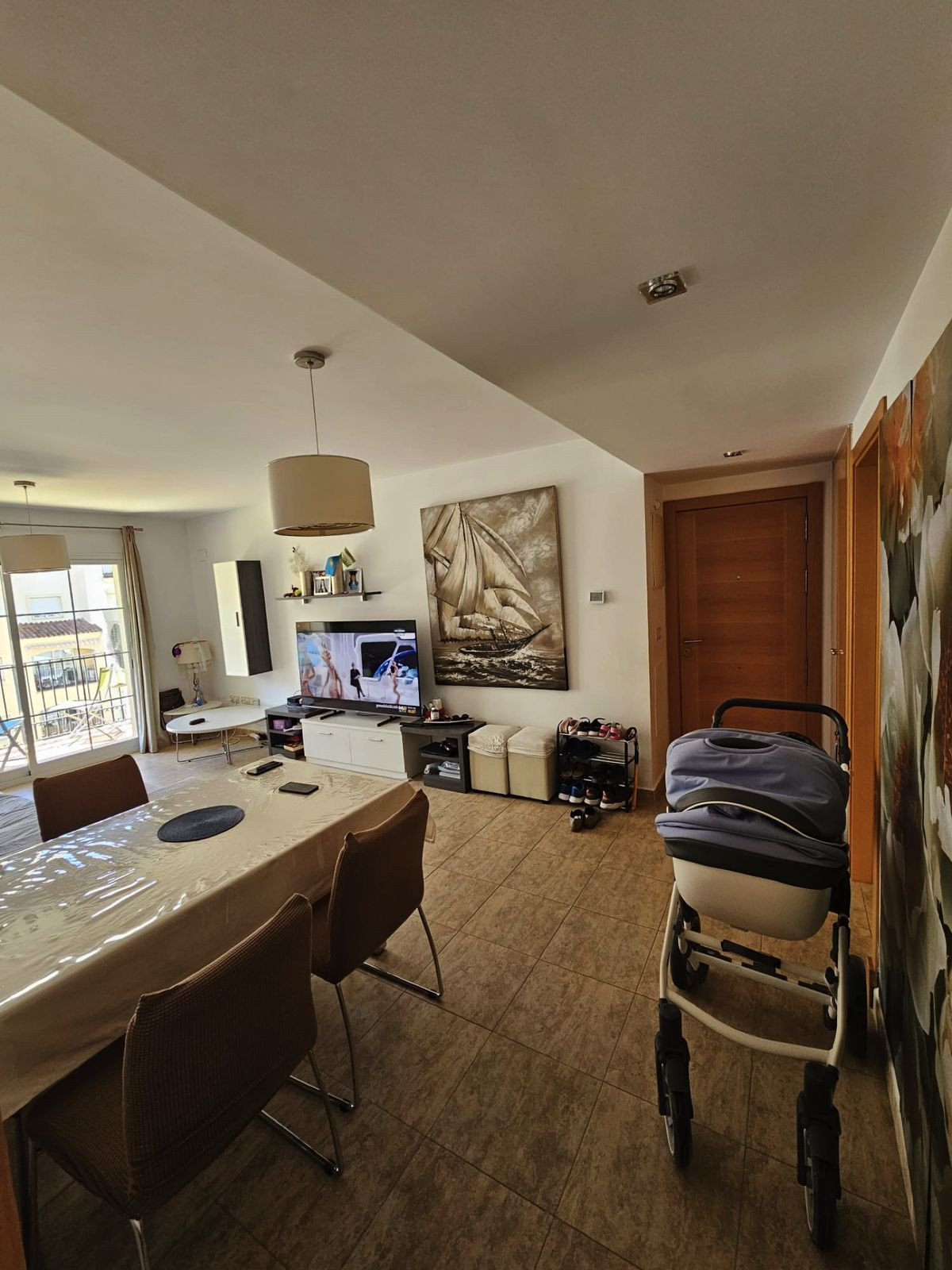 2 Bedroom Apartment for Sale in Estepona — view 10
