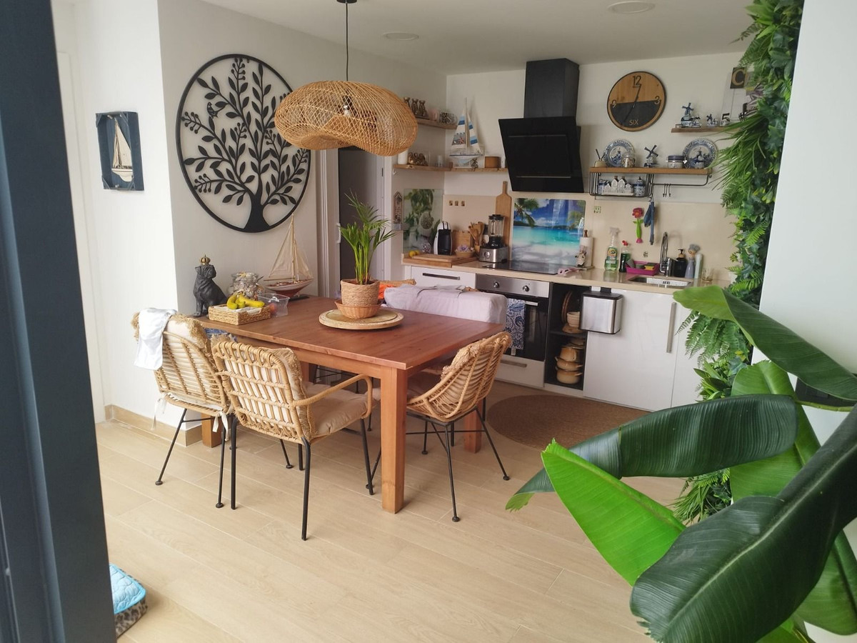 3 Bedroom Villa for Sale in Estepona — 2