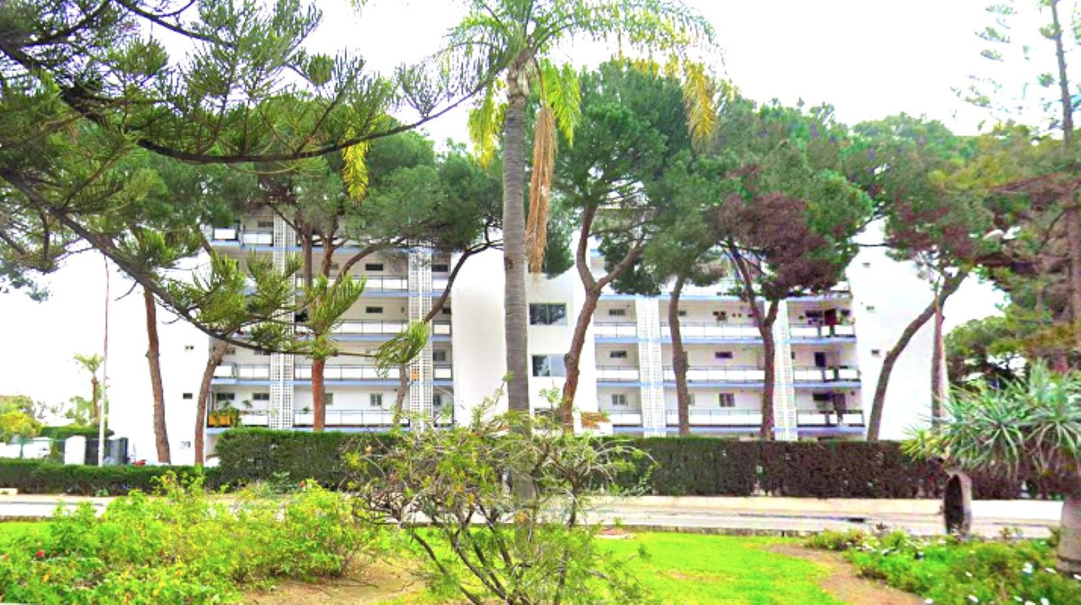 2 Bedroom Apartment for Sale in Marbella