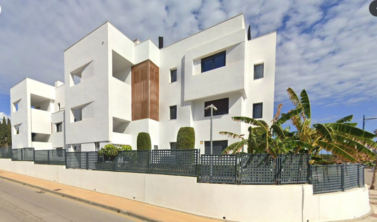 2 Bedroom Apartment for Sale in Bel Air — 2