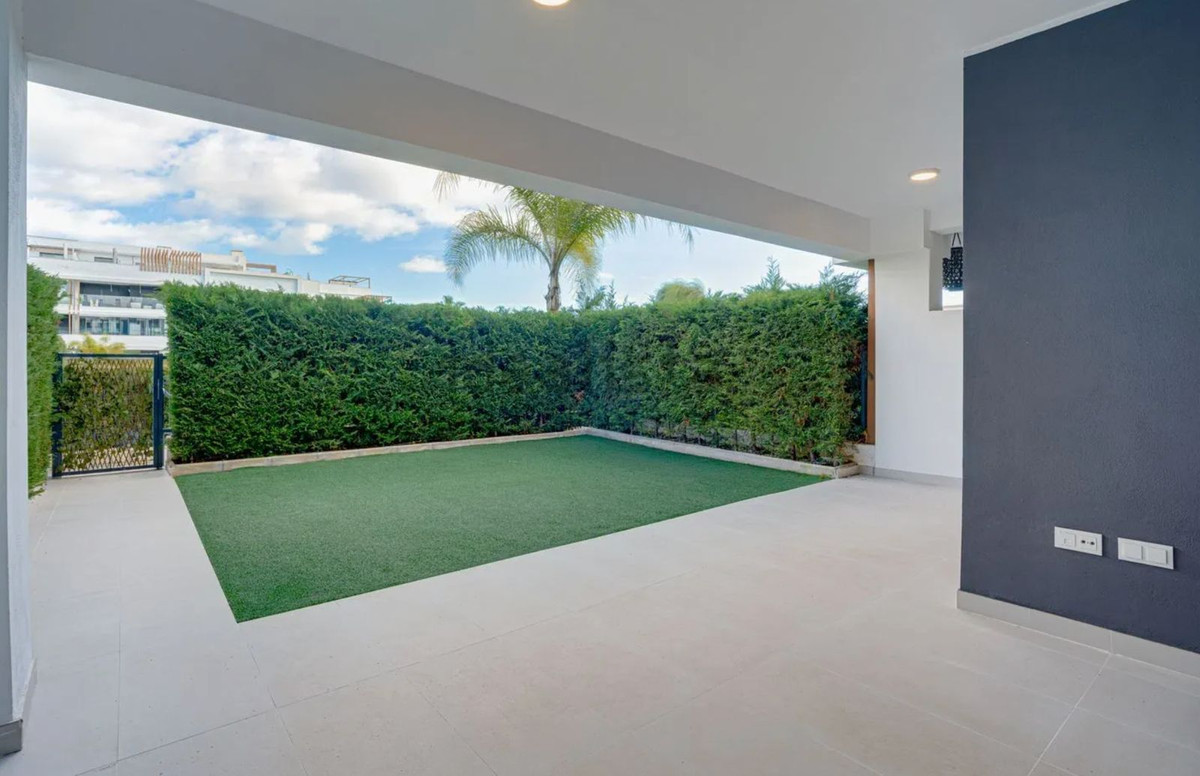 2 Bedroom Apartment for Sale in Bel Air — 7