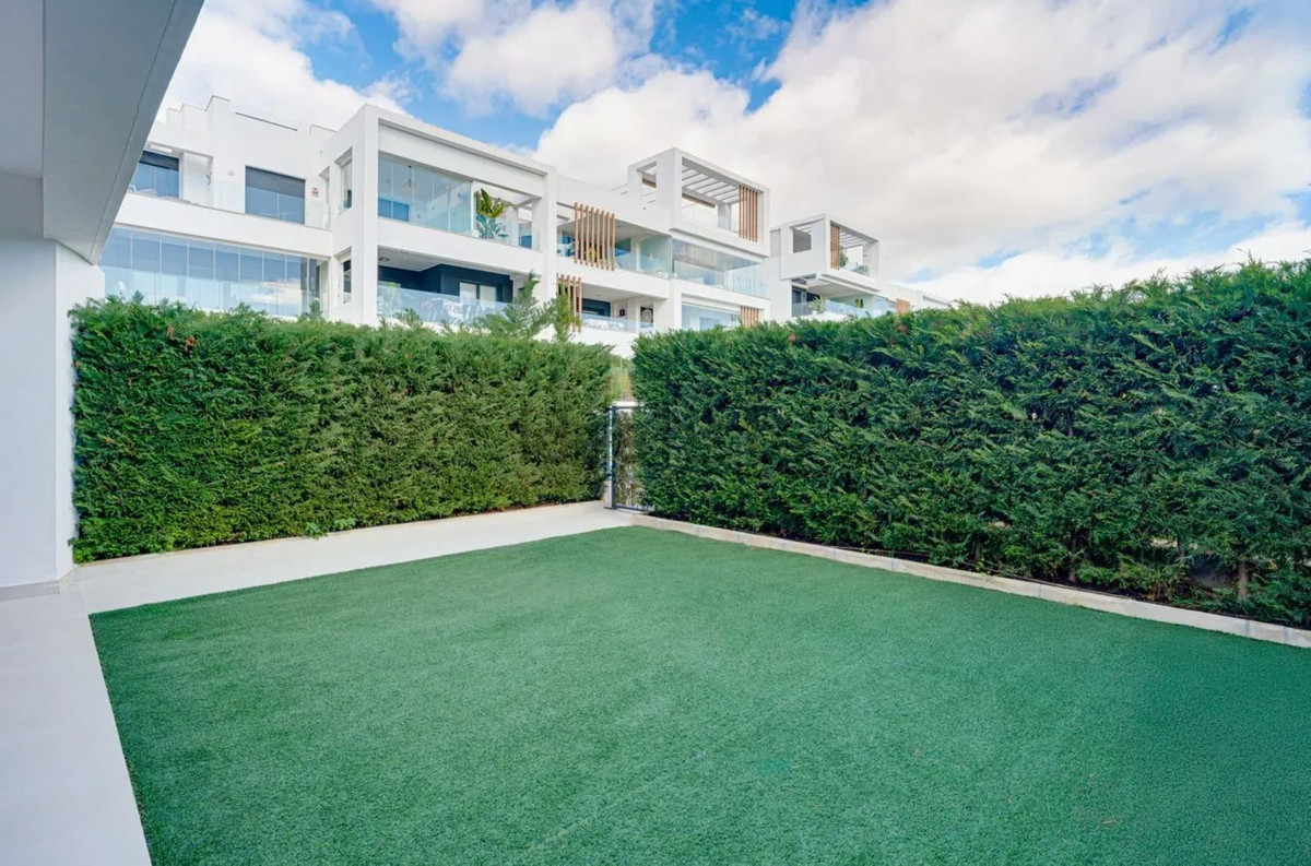 2 Bedroom Apartment for Sale in Bel Air — 8