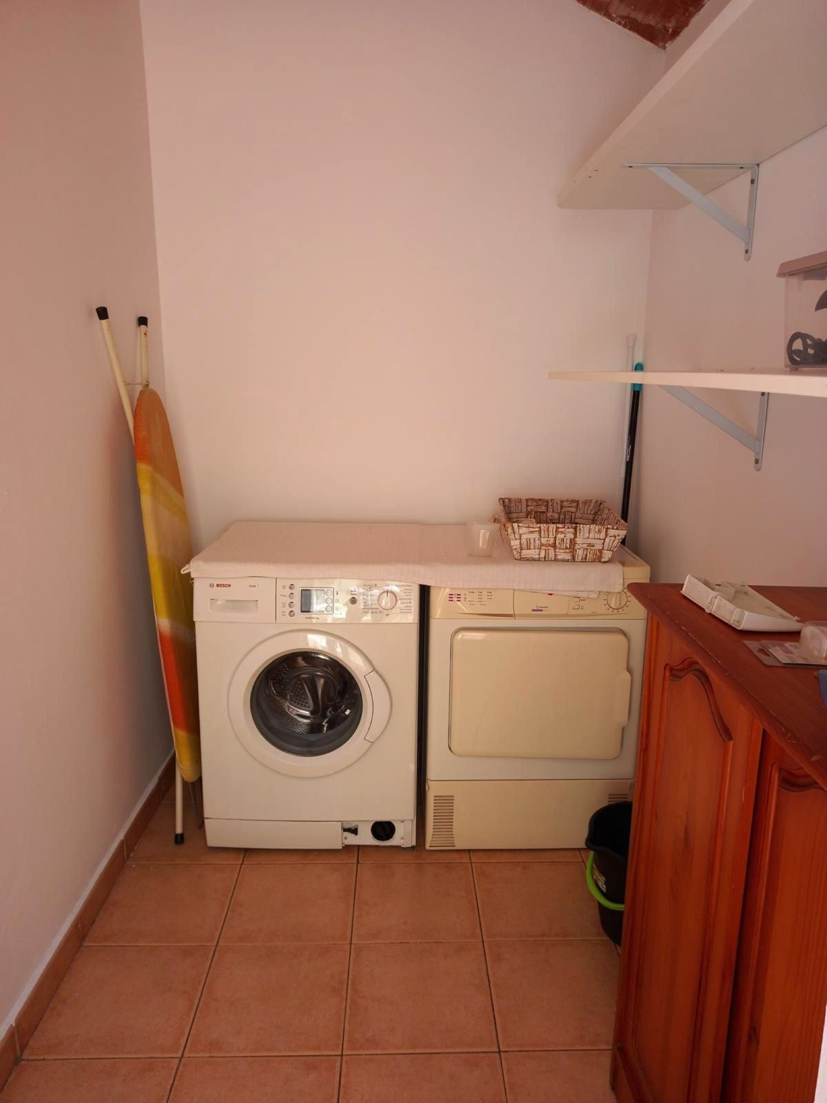 3 Bedroom Villa for Sale in Estepona — 5