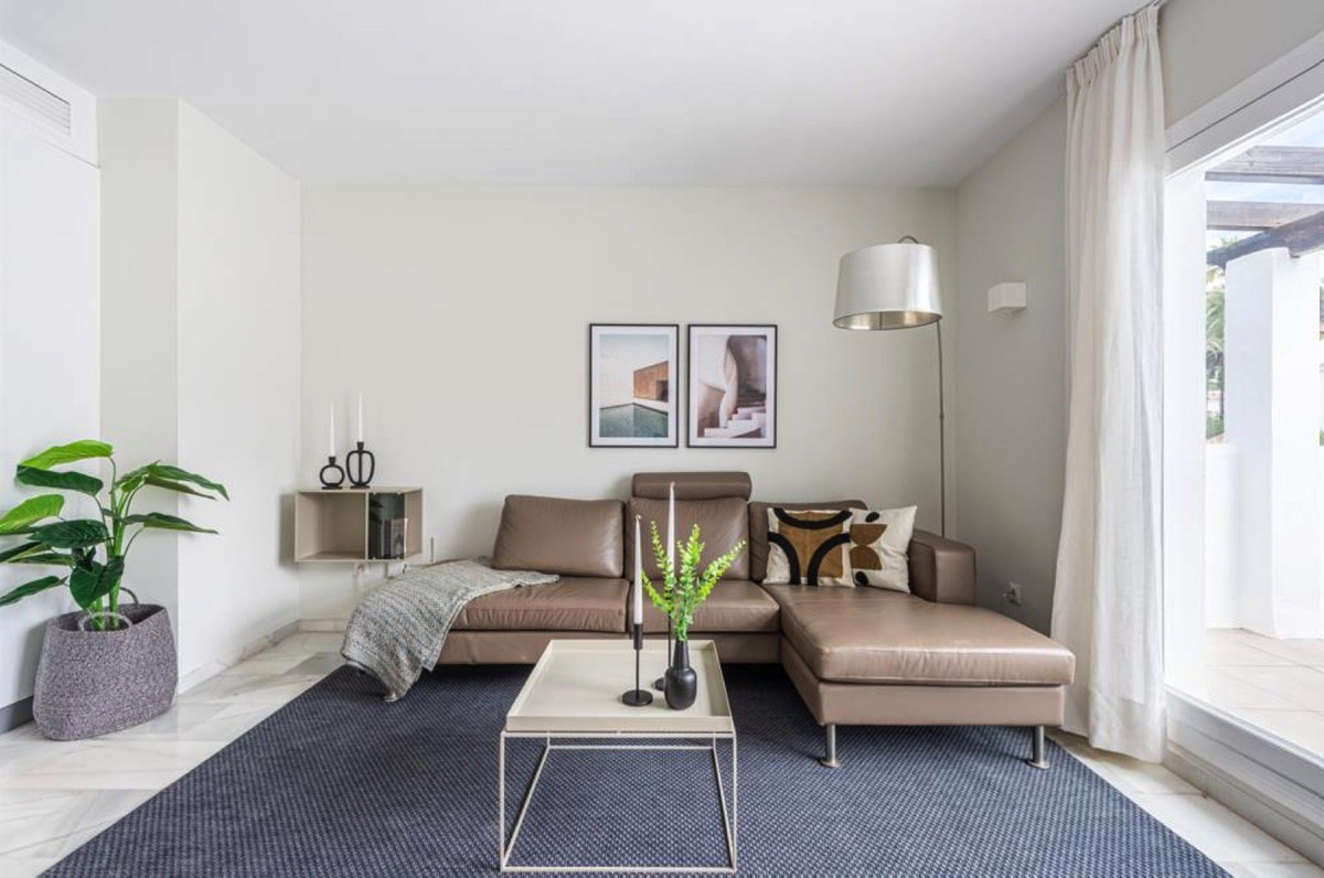 2 Bedroom Apartment for Sale in Nueva Andalucía — 7