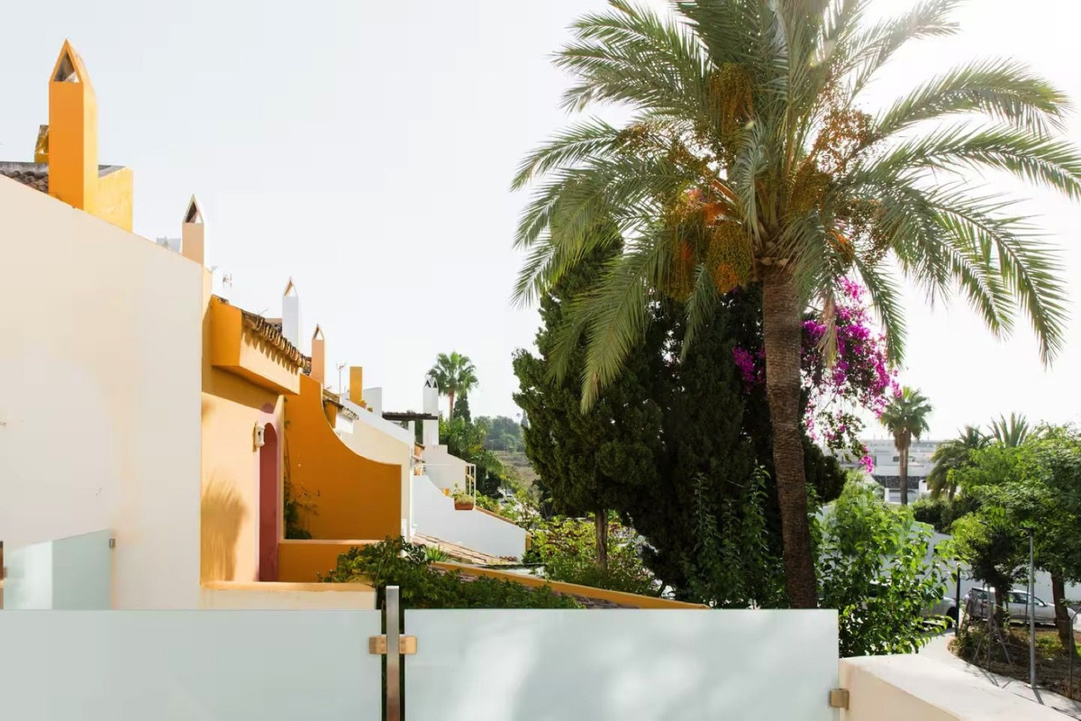 5 Bedroom Villa for Sale in Nueva Andalucía — 9