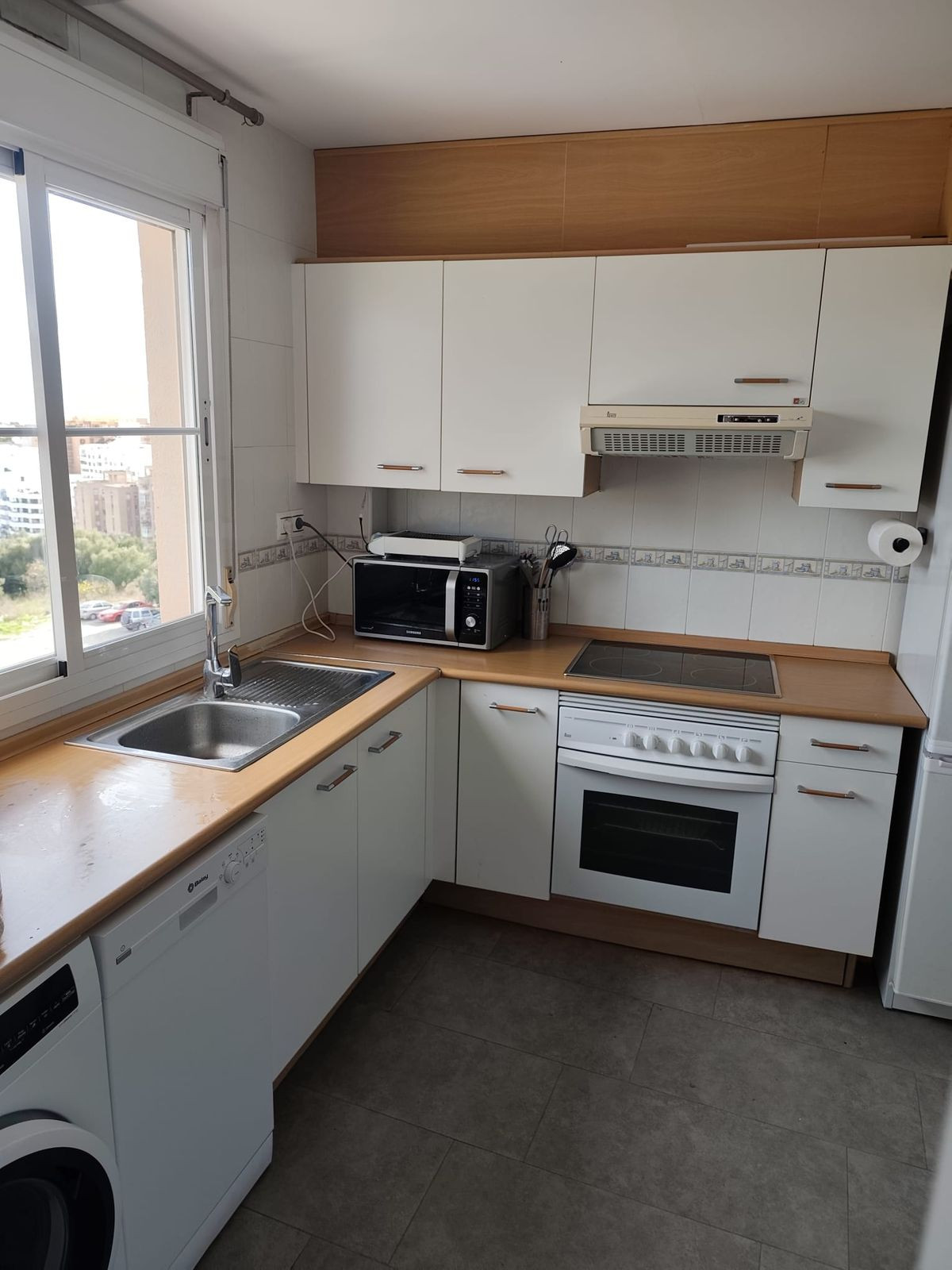 2 Bedroom Apartment for Sale in Estepona — 7