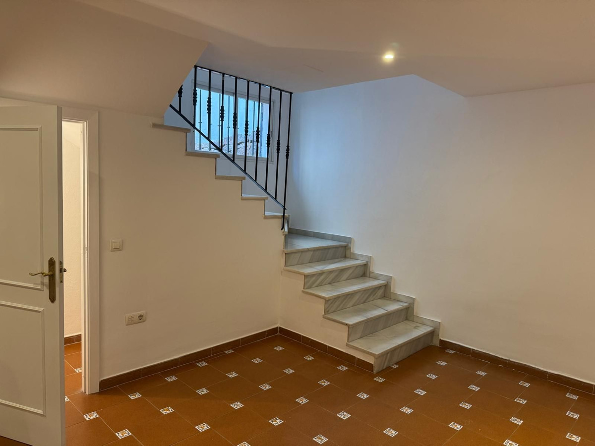 4 Bedroom Villa for Sale in Marbella — 9