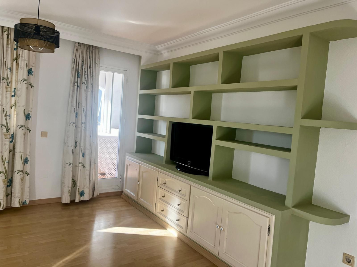 3 Bedroom Apartment for Sale in Nagüeles — 4