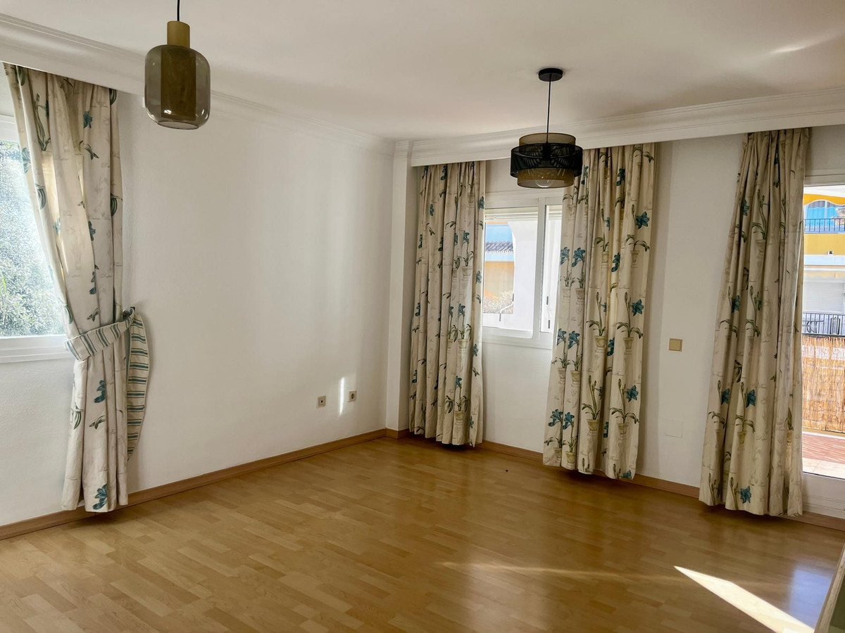 3 Bedroom Apartment for Sale in Nagüeles — 5