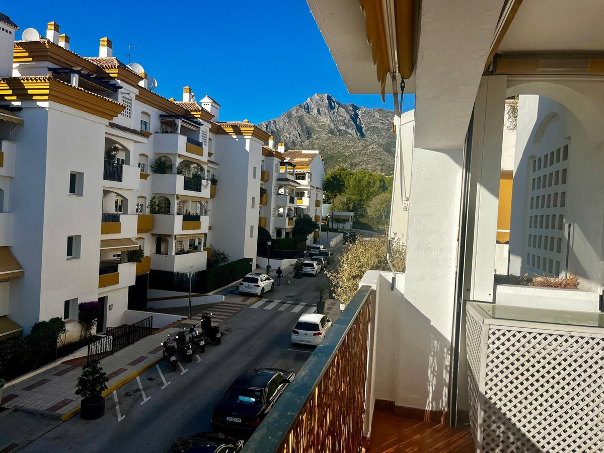 3 Bedroom Apartment for Sale in Nagüeles — 6
