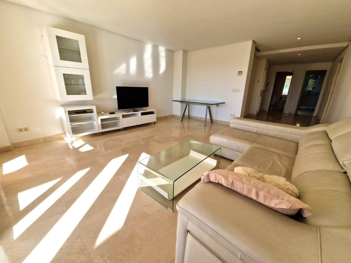 2 Bedroom Apartment for Sale in Marbella — 3