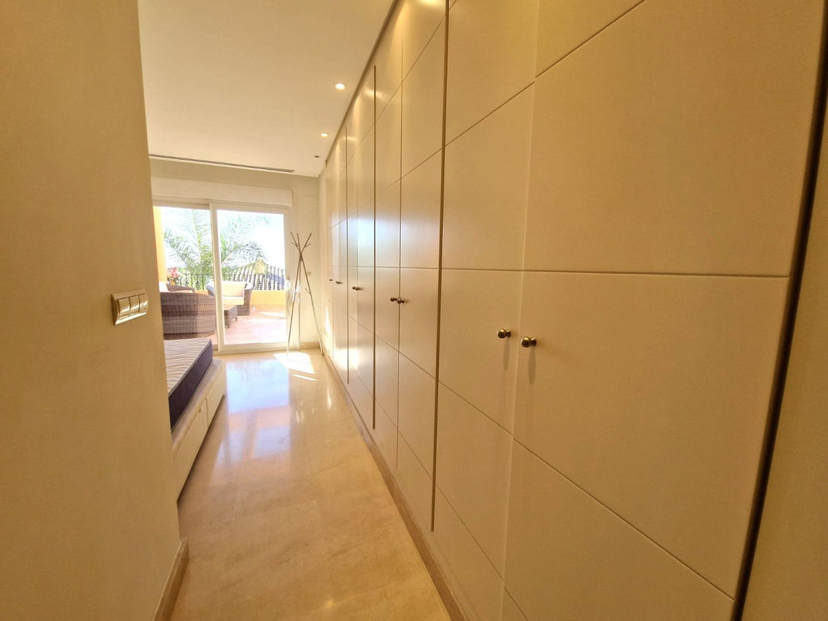 2 Bedroom Apartment for Sale in Marbella — 8