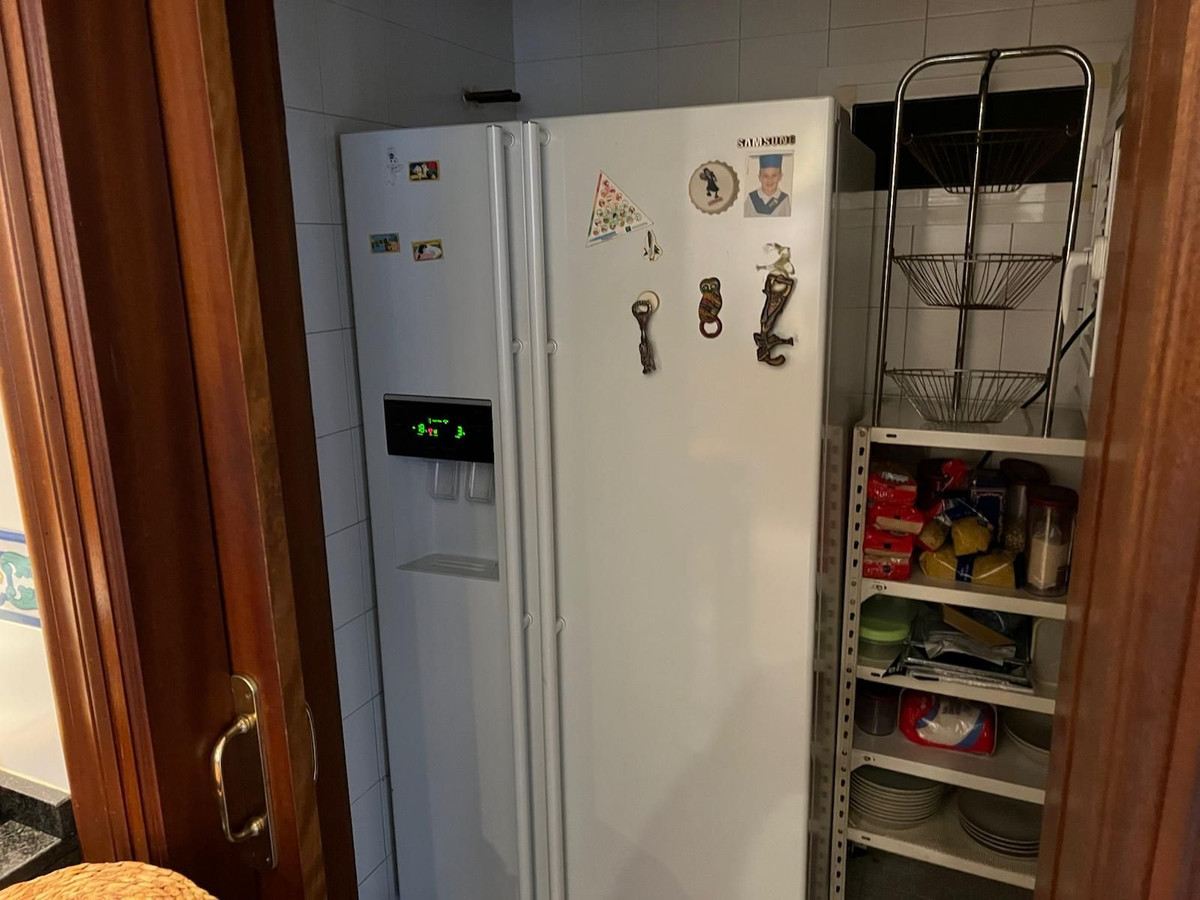 4 Bedroom Villa for Sale in Nueva Andalucía — 8