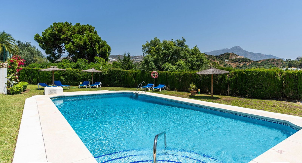 3 Bedroom Apartment for Sale in La Quinta — 2