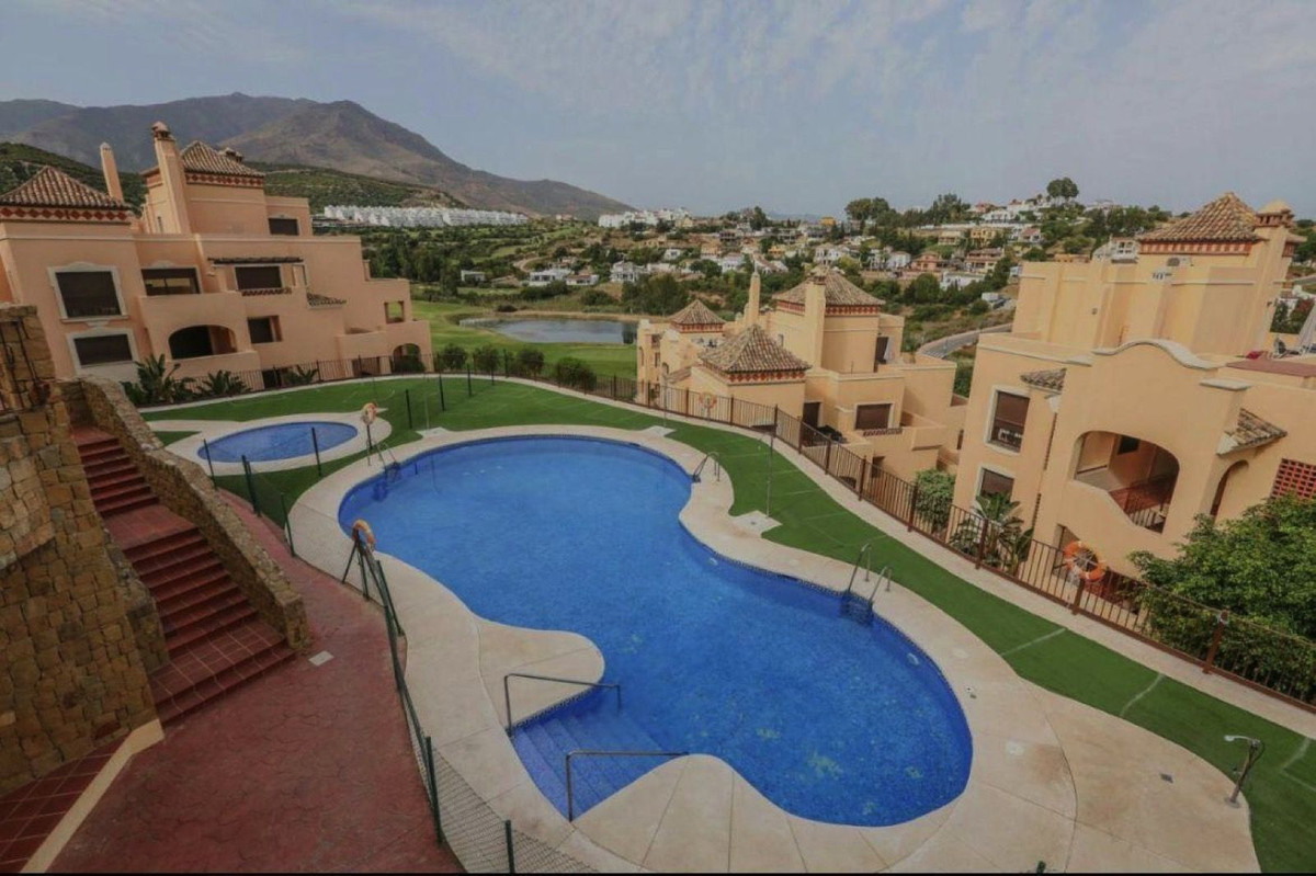 2 Bedroom Apartment for Sale in Valle Romano