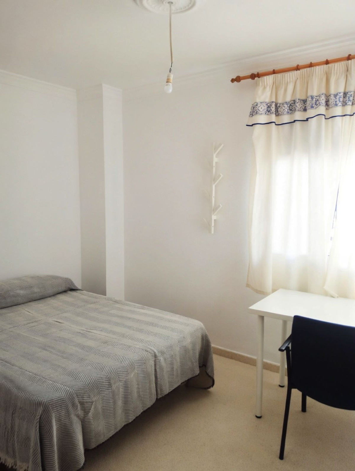 3 Bedroom Apartment for Sale in Estepona — 8