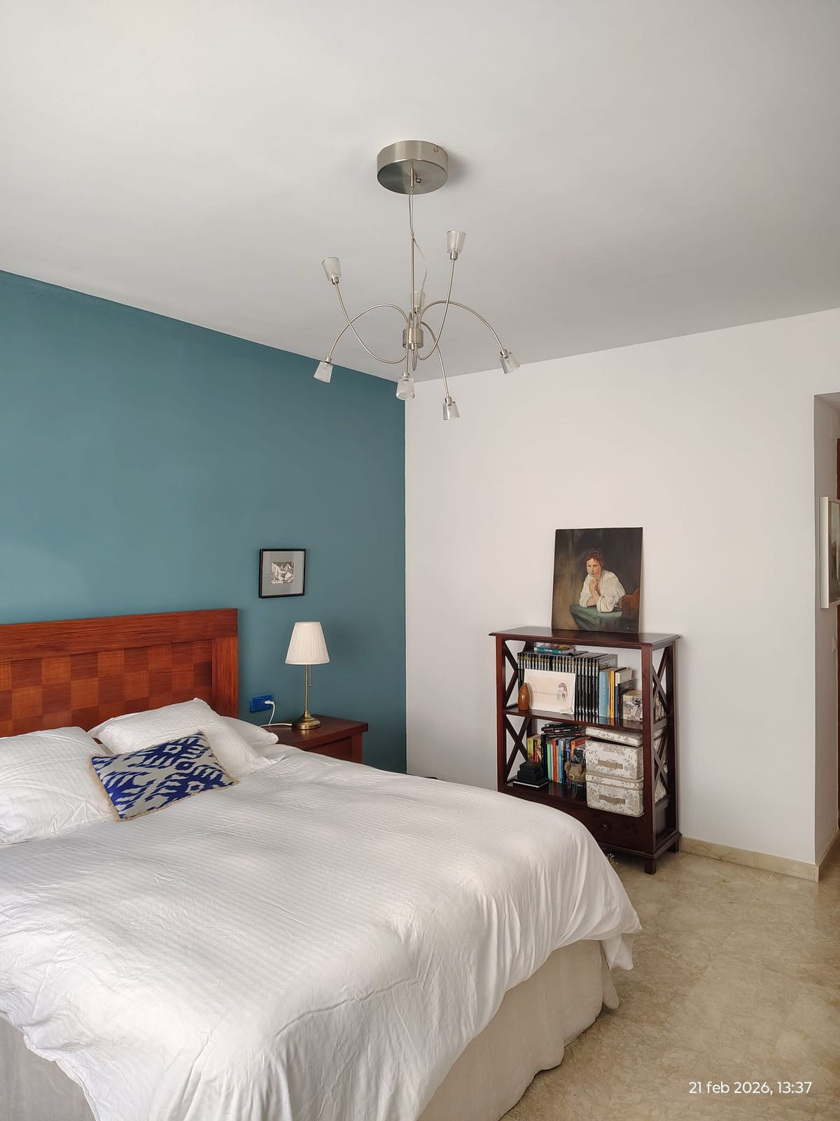 2 Bedroom Apartment for Sale in Estepona — view 10