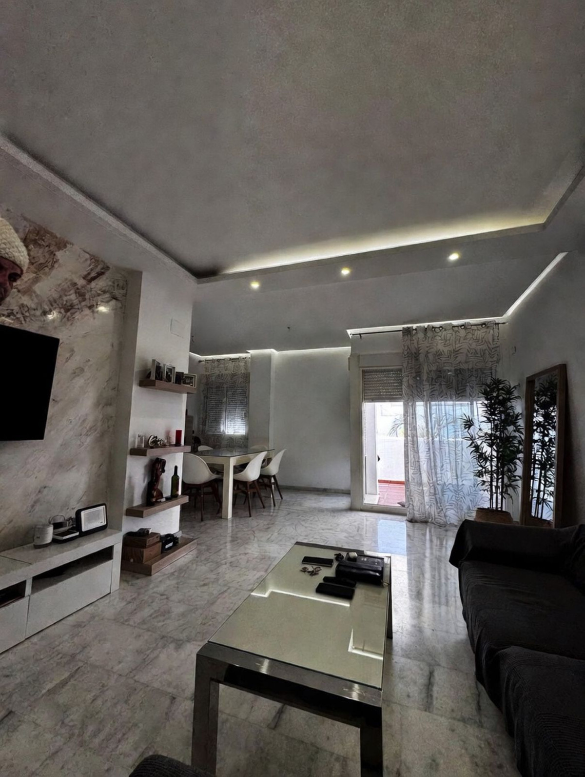 3 Bedroom Apartment for Sale in Valle Romano — 3