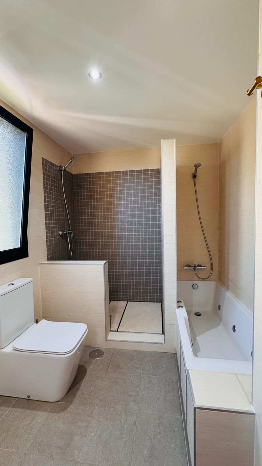 2 Bedroom Apartment for Sale in Selwo — 8