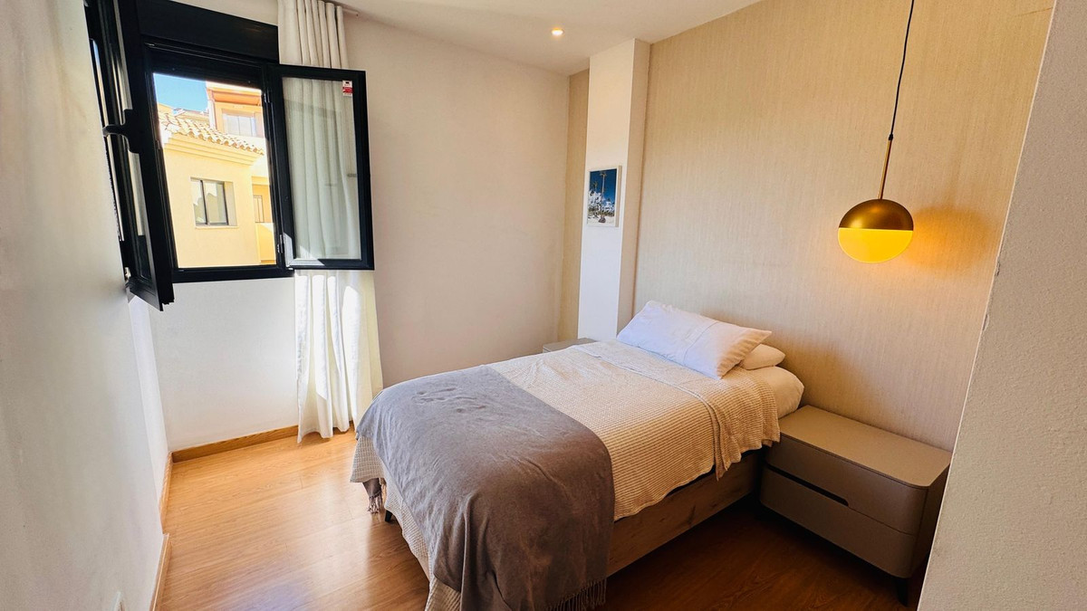2 Bedroom Apartment for Sale in Selwo — view 10
