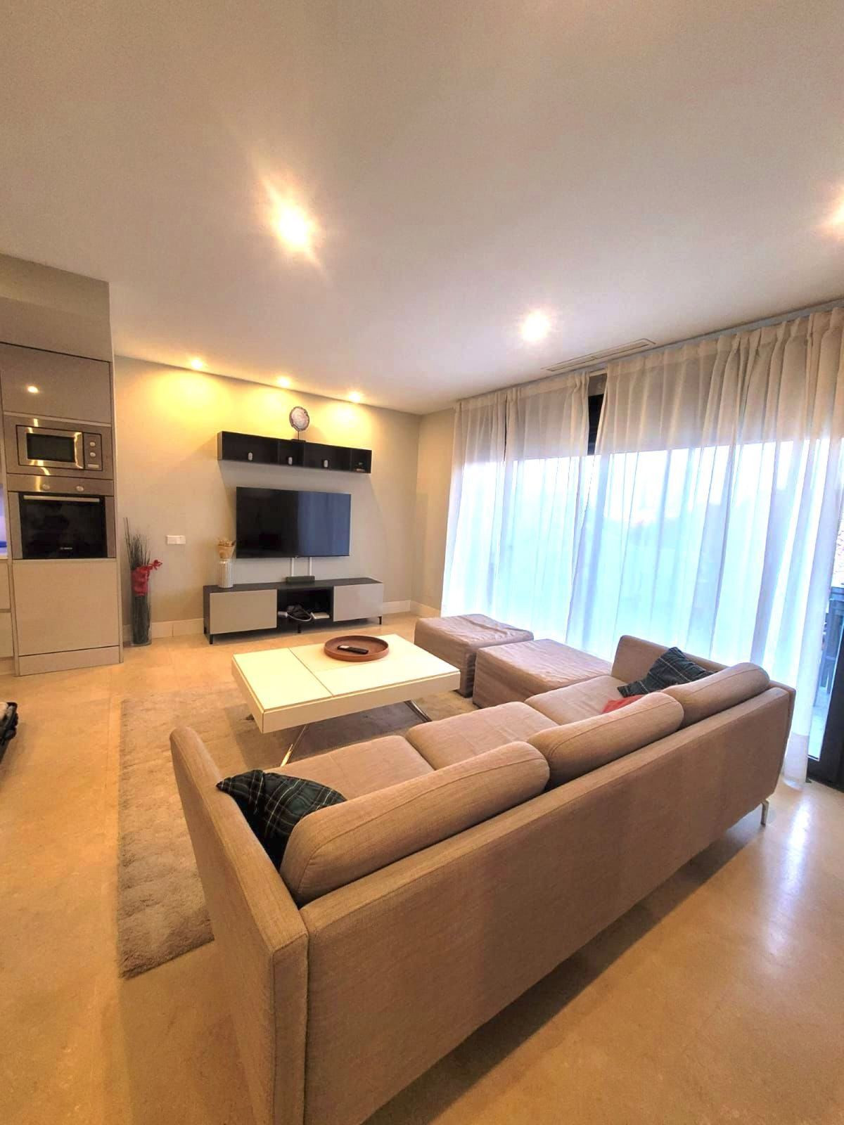 1 Bedroom Apartment for Sale in Selwo — 9