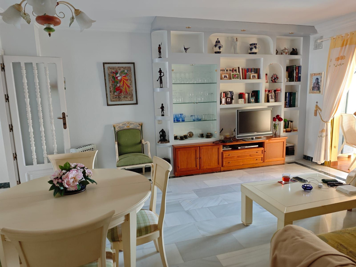 2 Bedroom Apartment for Sale in Marbella — 7