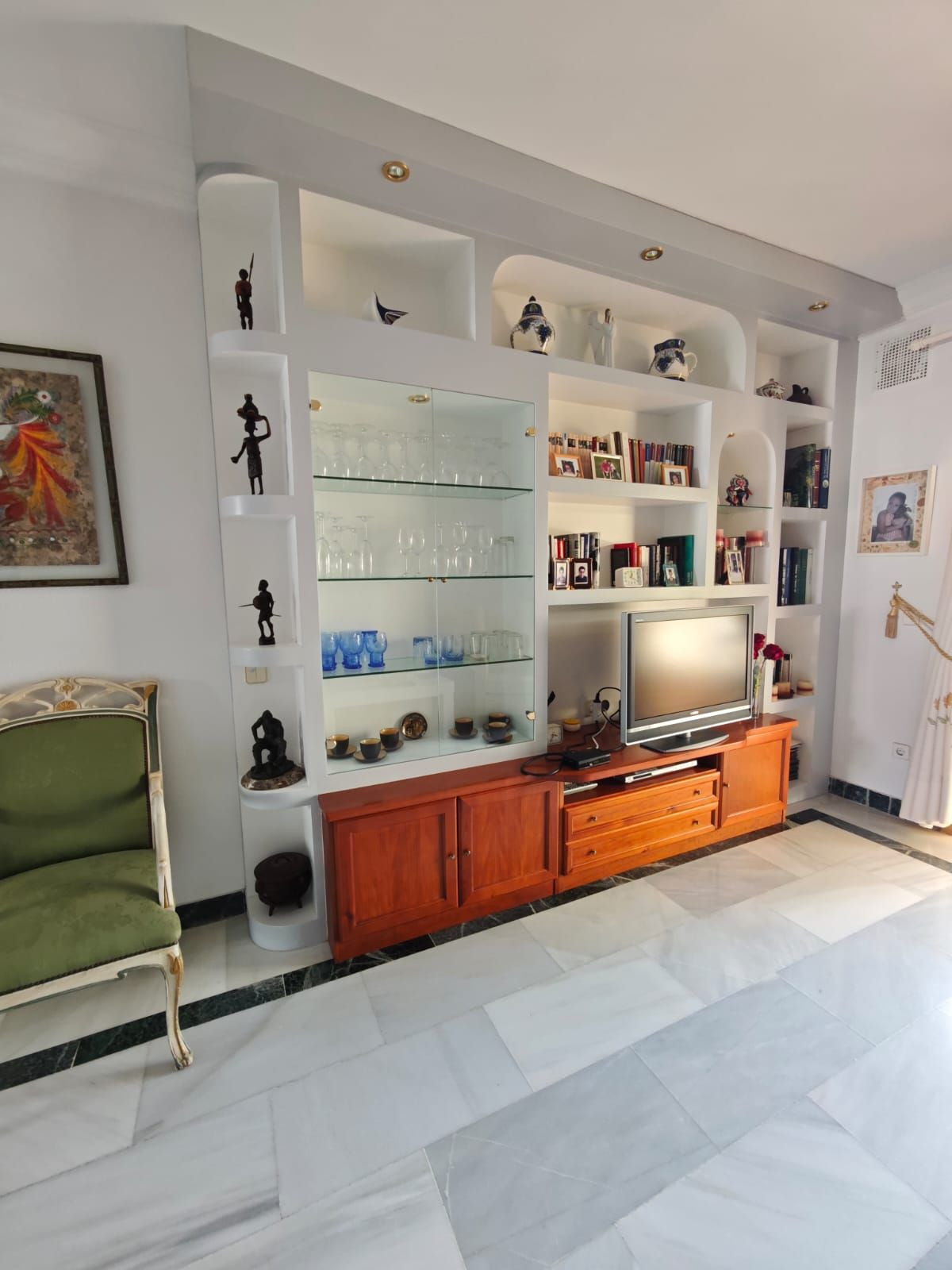 2 Bedroom Apartment for Sale in Marbella — 8
