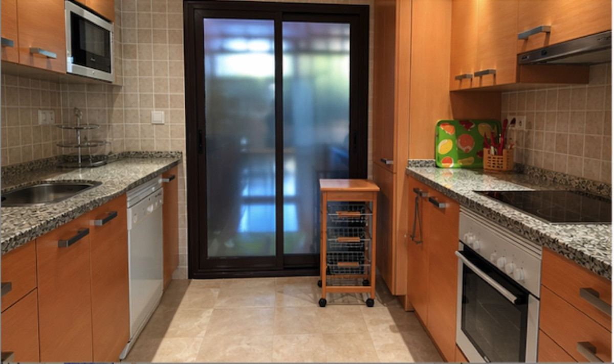 2 Bedroom Apartment for Sale in Estepona — 3
