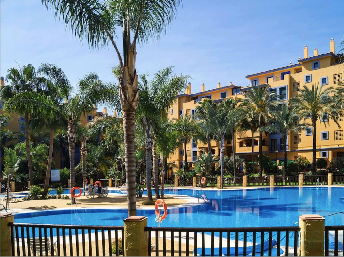 2 Bedroom Apartment for Sale in Cortijo Blanco
