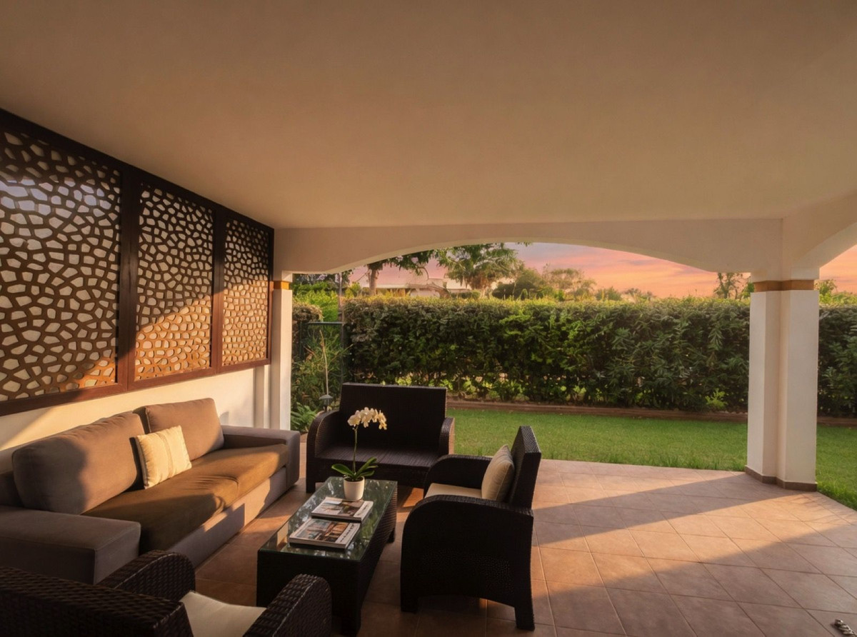 2 Bedroom Apartment for Sale in Nueva Andalucía — 3