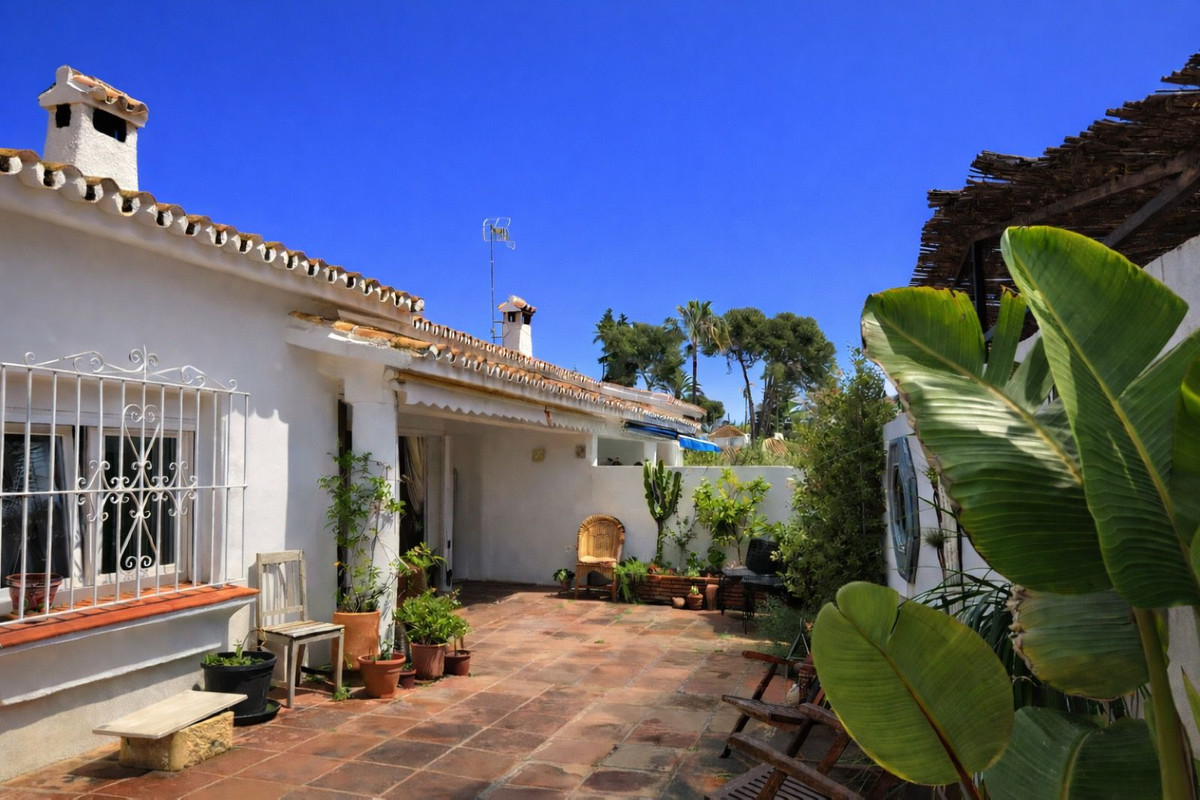 2 Bedroom Villa for Sale in Benamara
