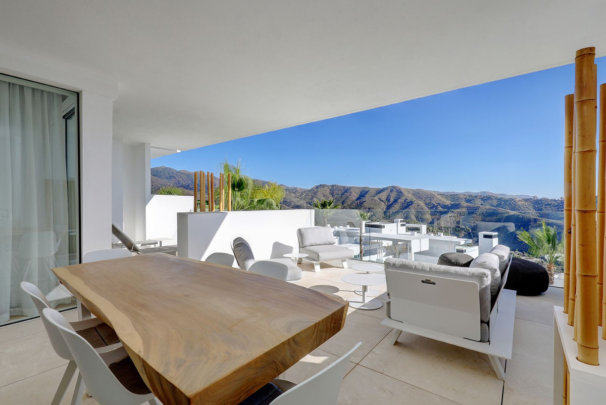 2 Bedroom Apartment for Sale in Ojén