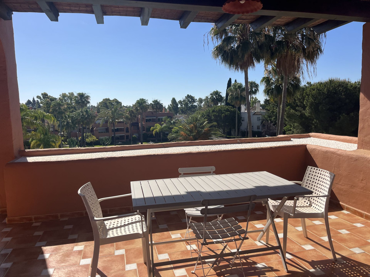 3 Bedroom Apartment for Sale in Estepona — 5