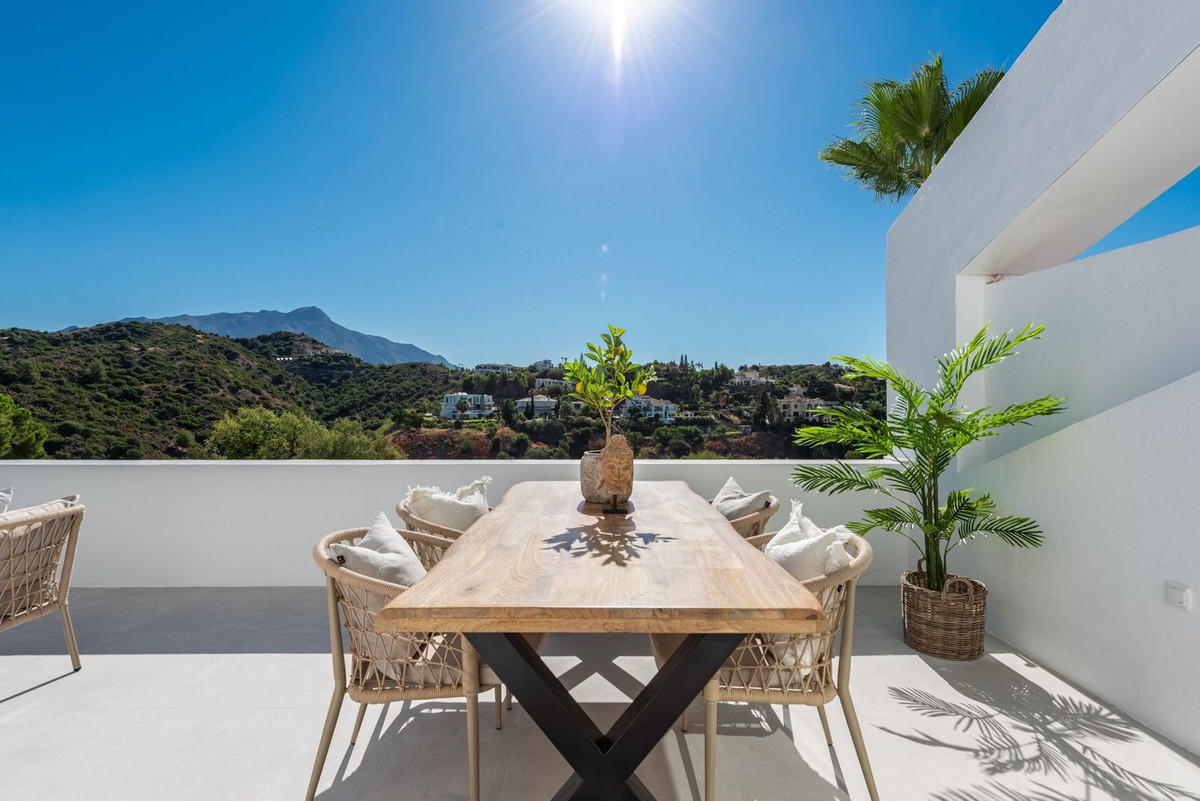 3 Bedroom Apartment for Sale in La Quinta — 8