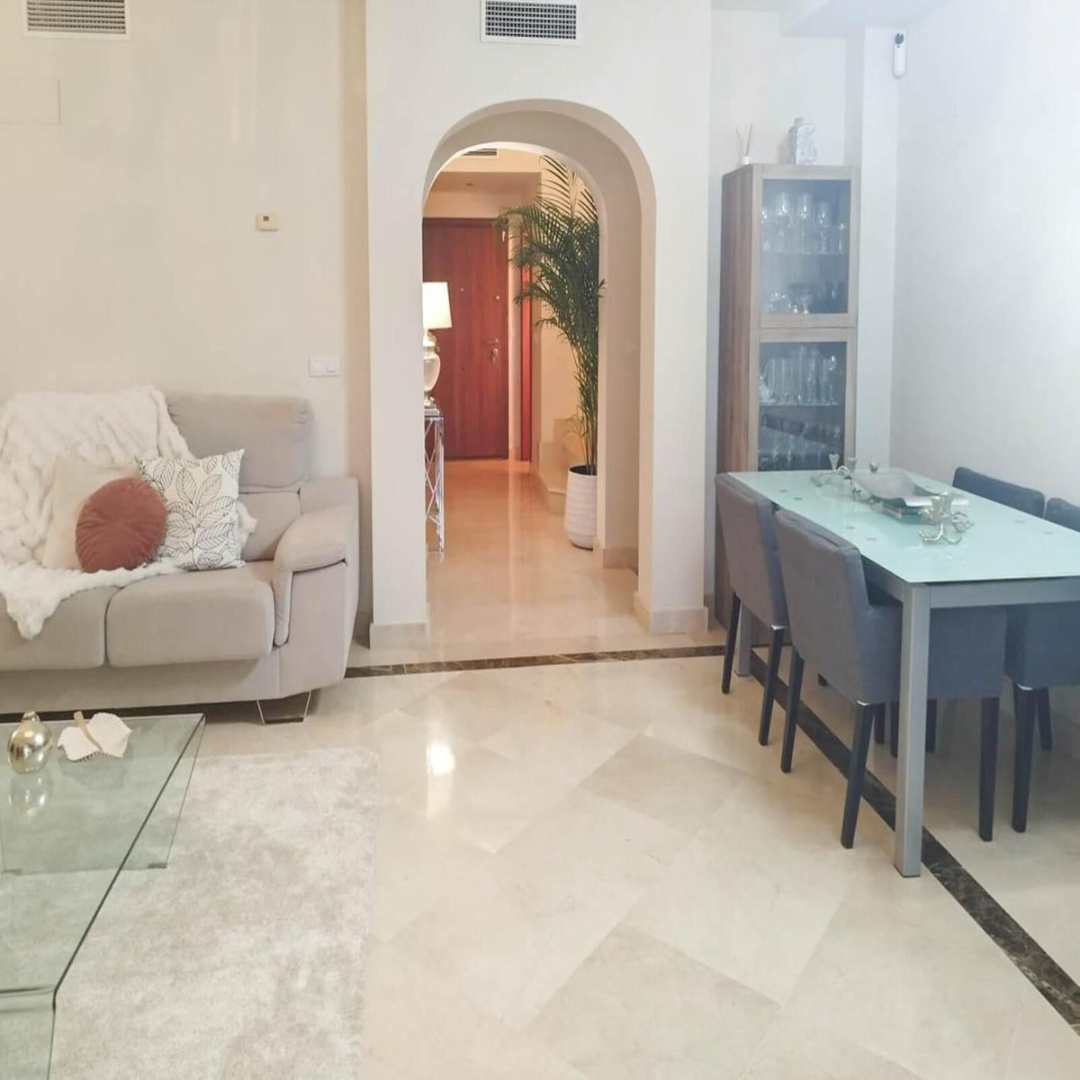 3 Bedroom Villa for Sale in Estepona — 4