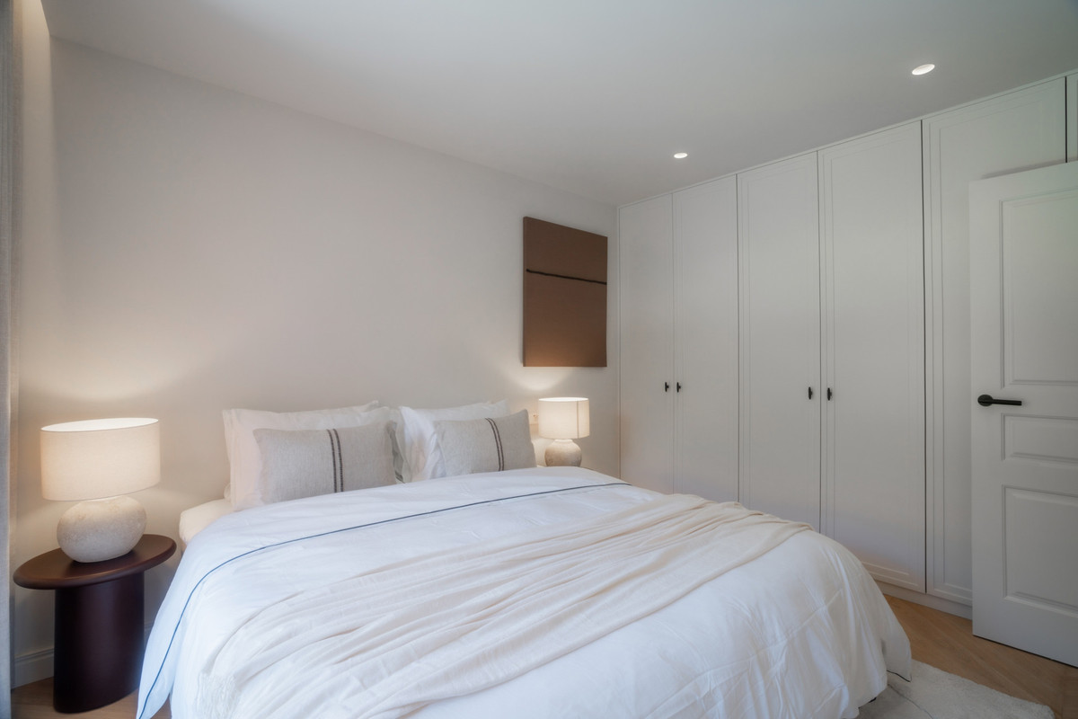 4 Bedroom Apartment for Sale in Nueva Andalucía — 3