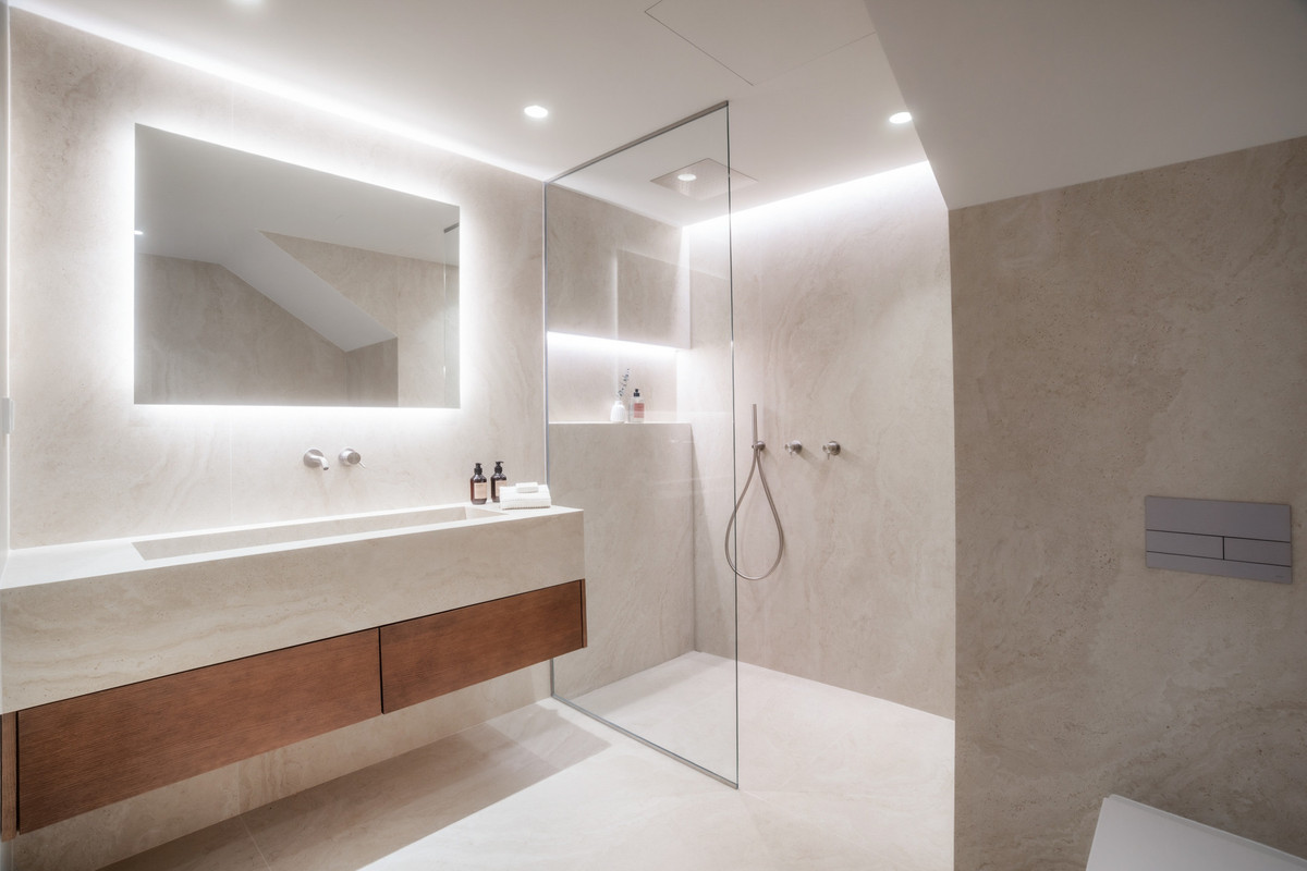 4 Bedroom Apartment for Sale in Nueva Andalucía — 6
