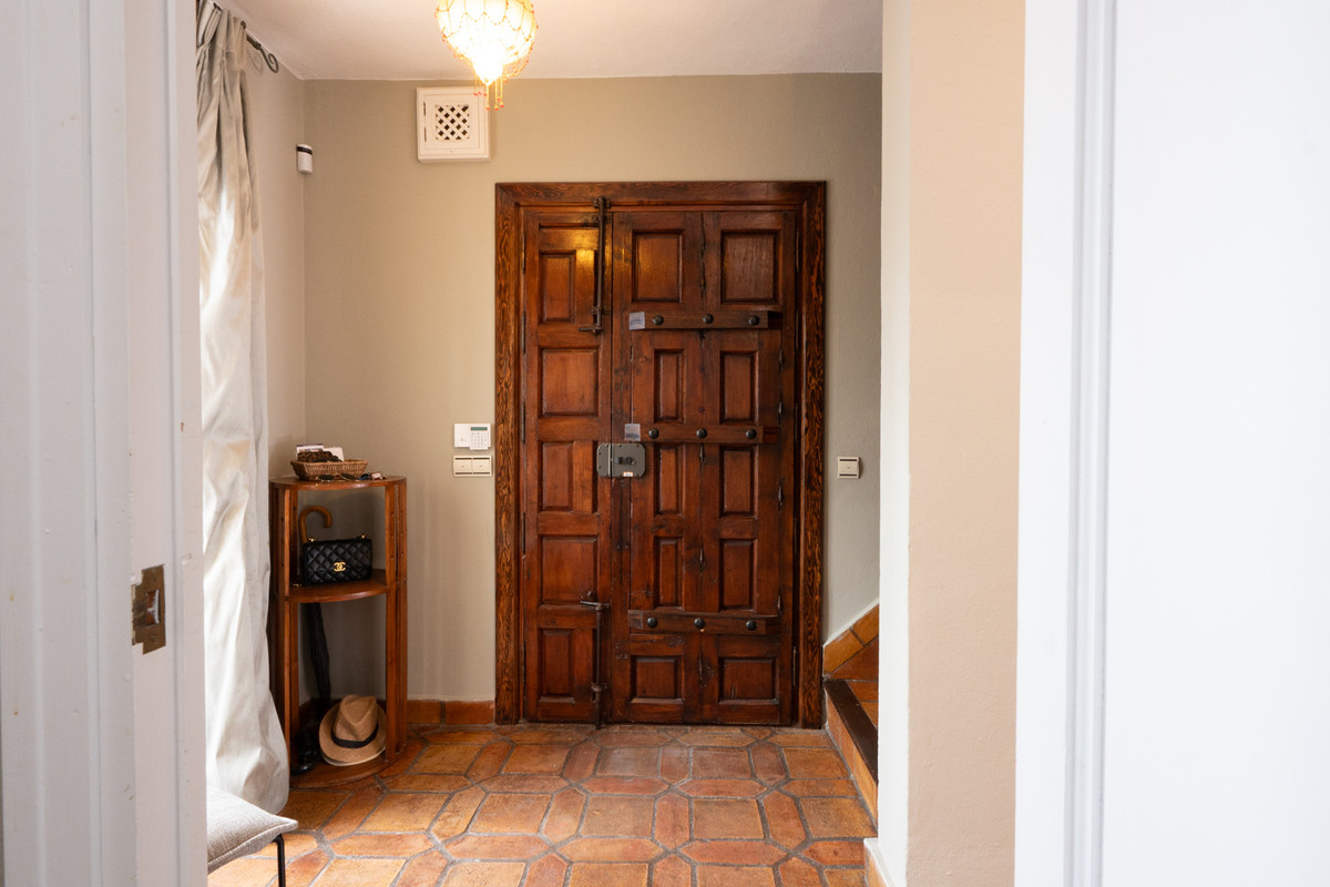 2 Bedroom Villa for Sale in The Golden Mile — 2