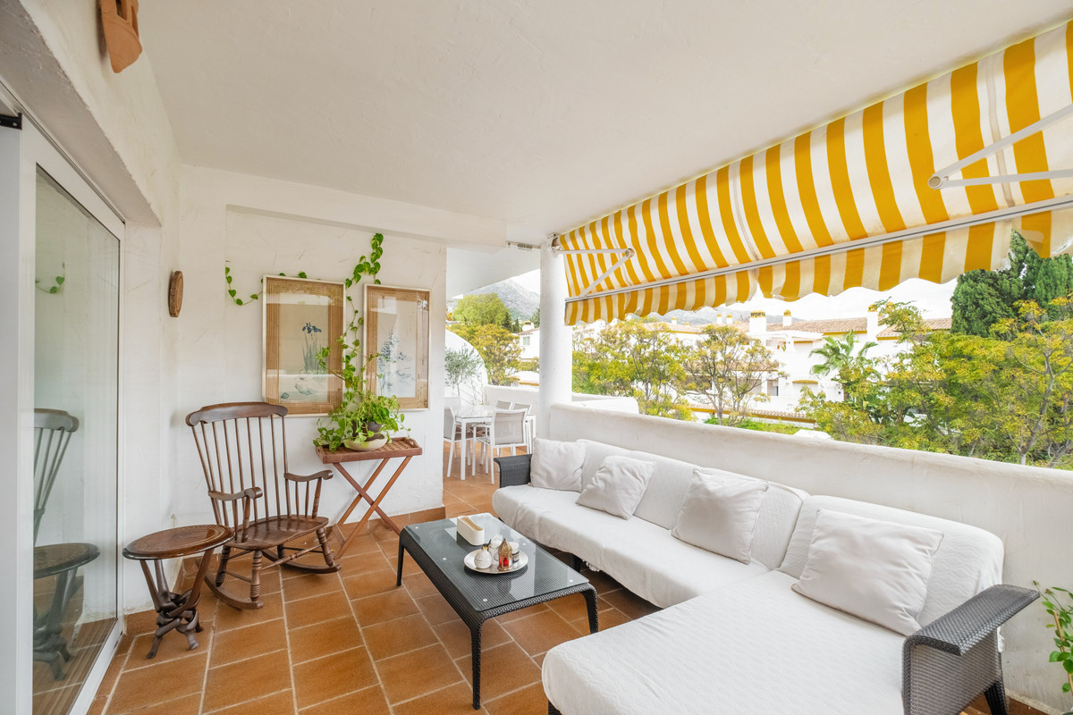 3 Bedroom Apartment for Sale in The Golden Mile — 3