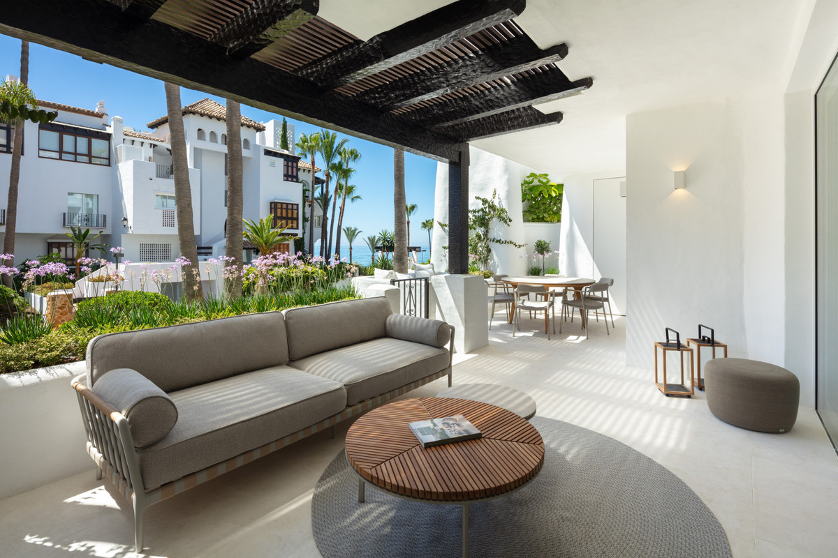 3 Bedroom Apartment for Sale in The Golden Mile — 5