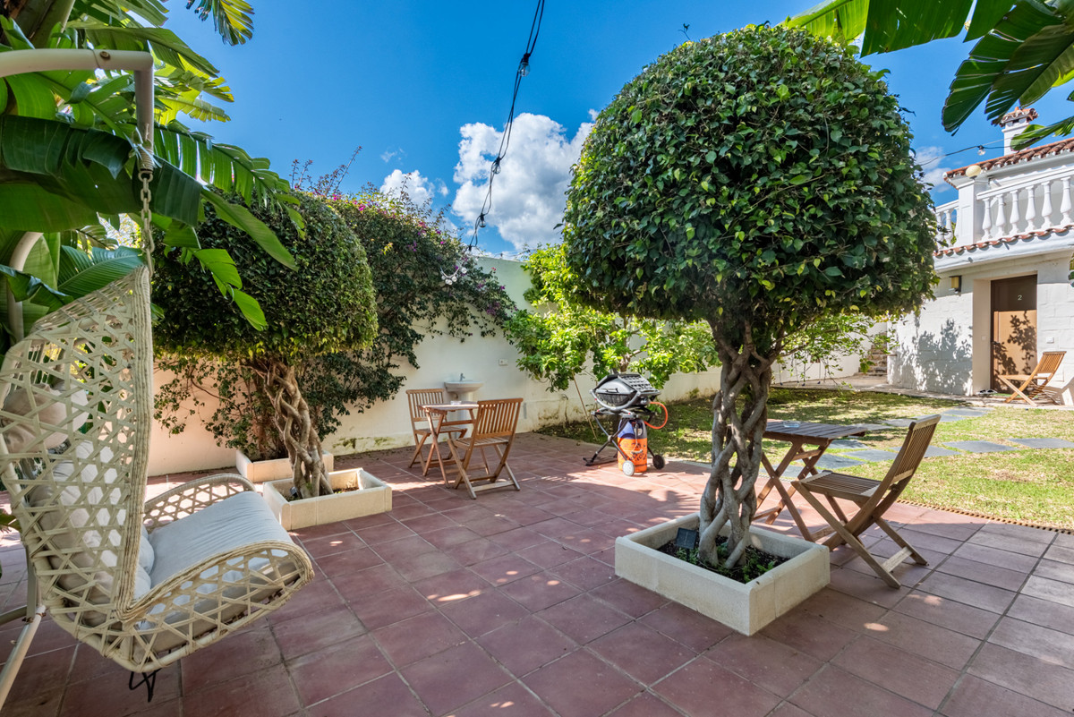 7 Bedroom Villa for Sale in Marbella — 5