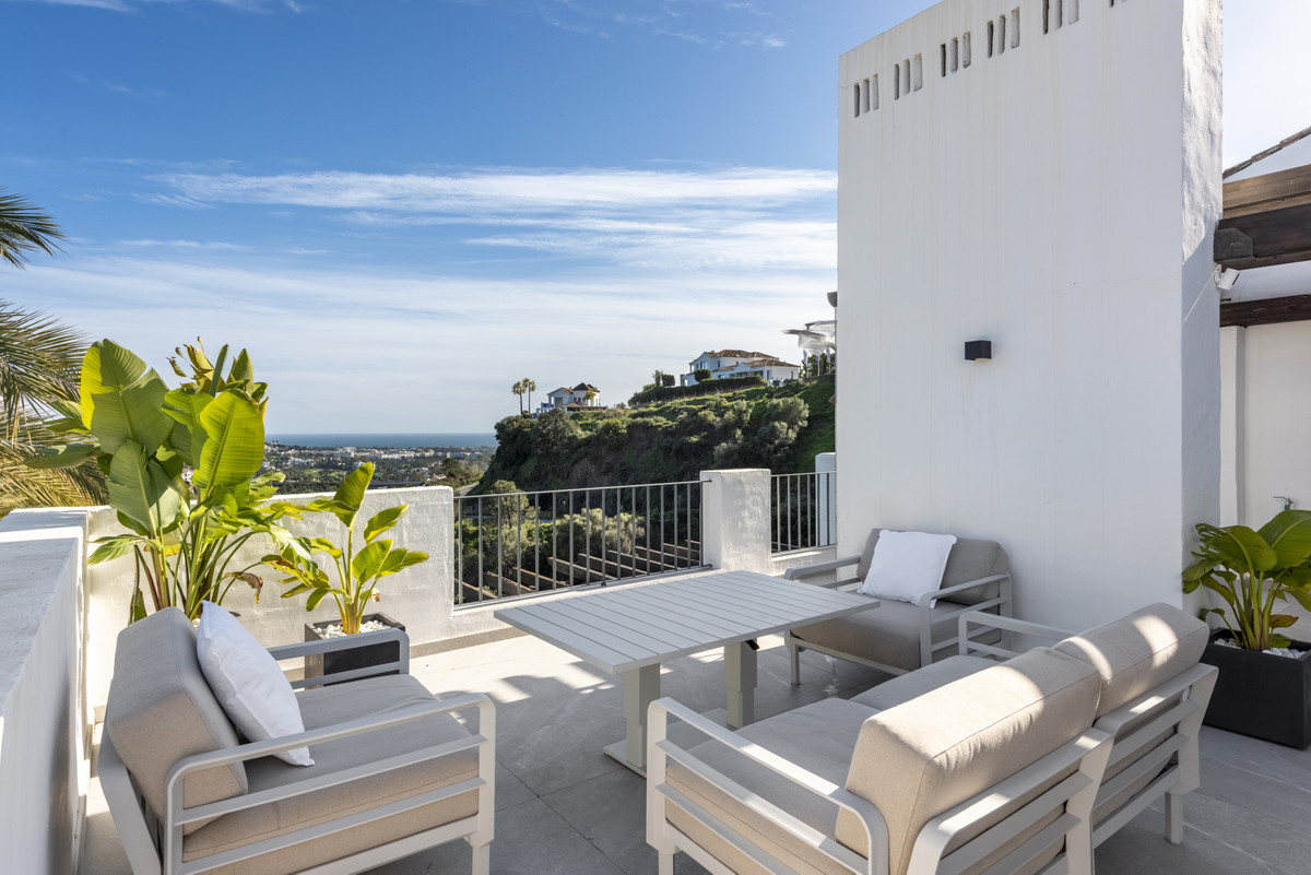 3 Bedroom Apartment for Sale in La Quinta — 3