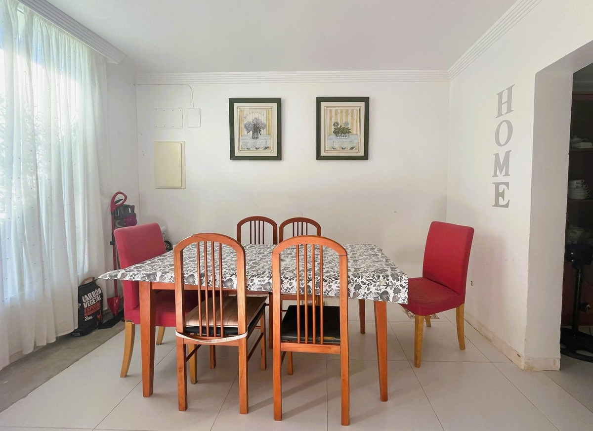 3 Bedroom Villa for Sale in Estepona — 3