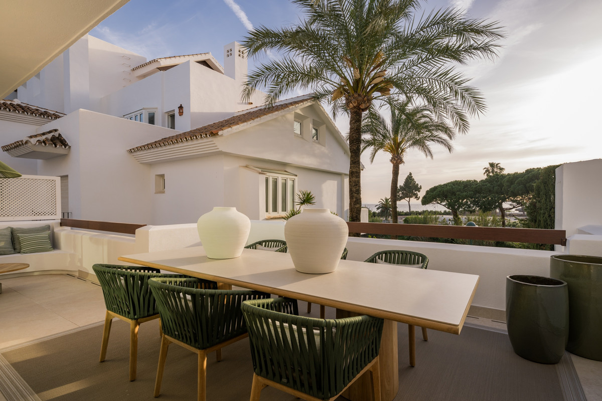 3 Bedroom Apartment for Sale in Marbella — view 10