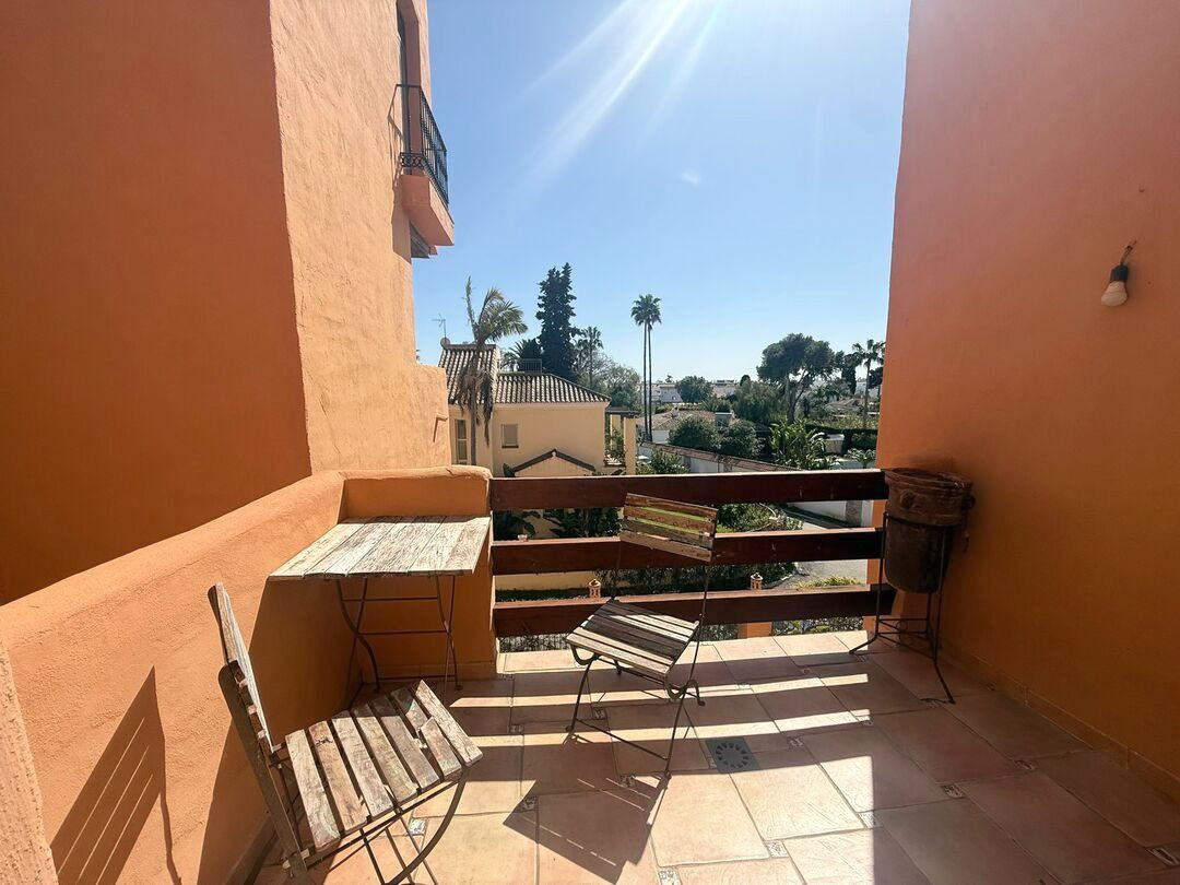3 Bedroom Apartment for Sale in Estepona — 4