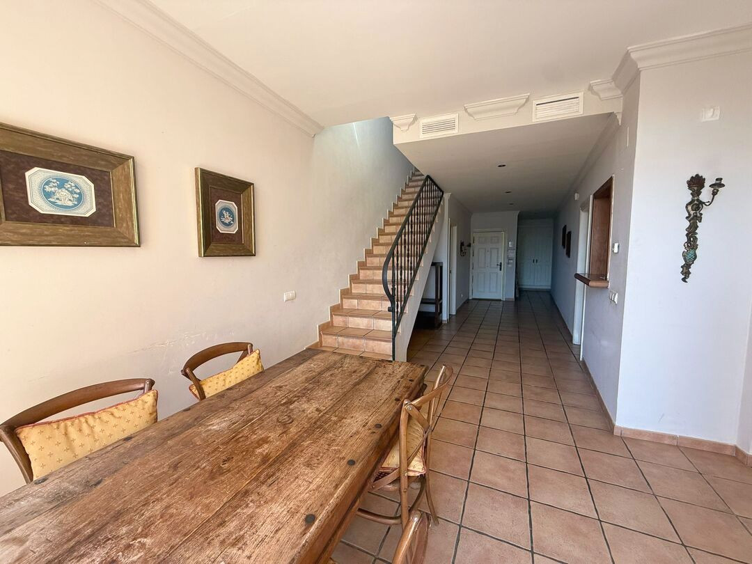 3 Bedroom Apartment for Sale in Estepona — 5