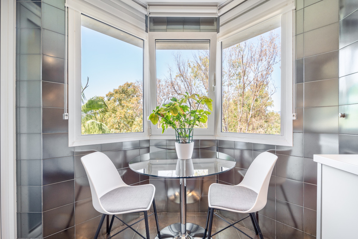 3 Bedroom Apartment for Sale in Puerto Banús — 6