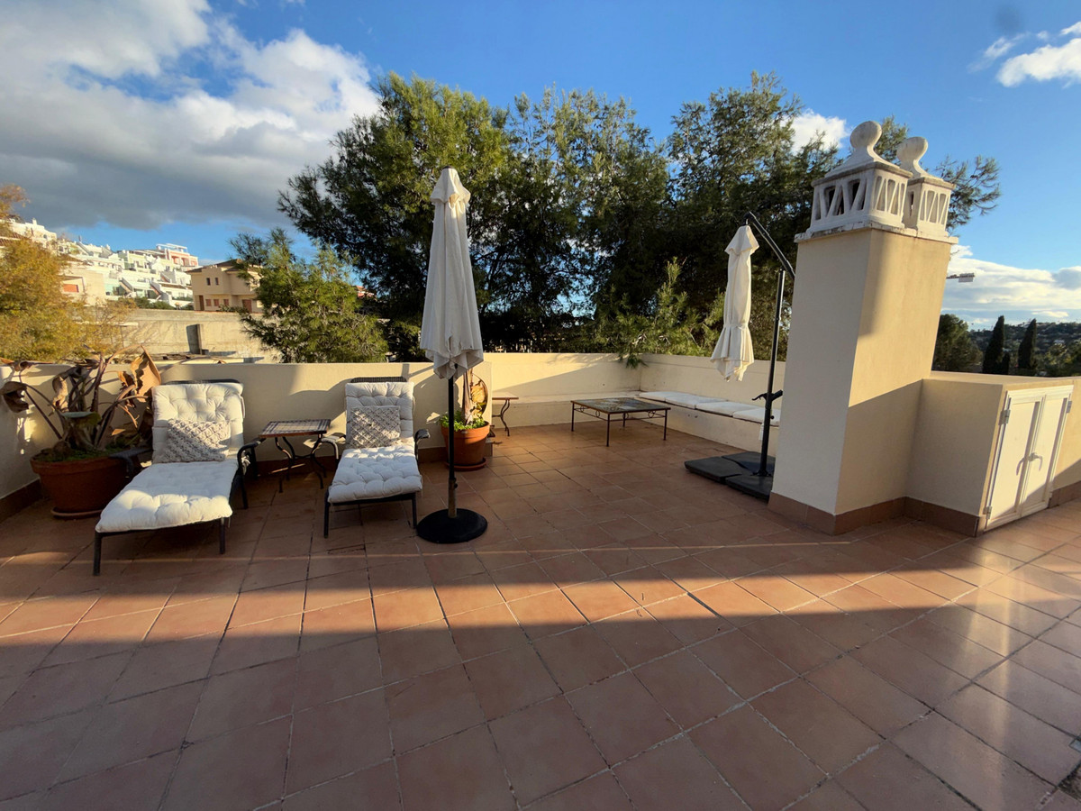 4 Bedroom Apartment for Sale in Nueva Andalucía