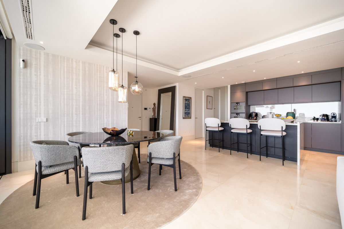 3 Bedroom Apartment for Sale in La Quinta — 9