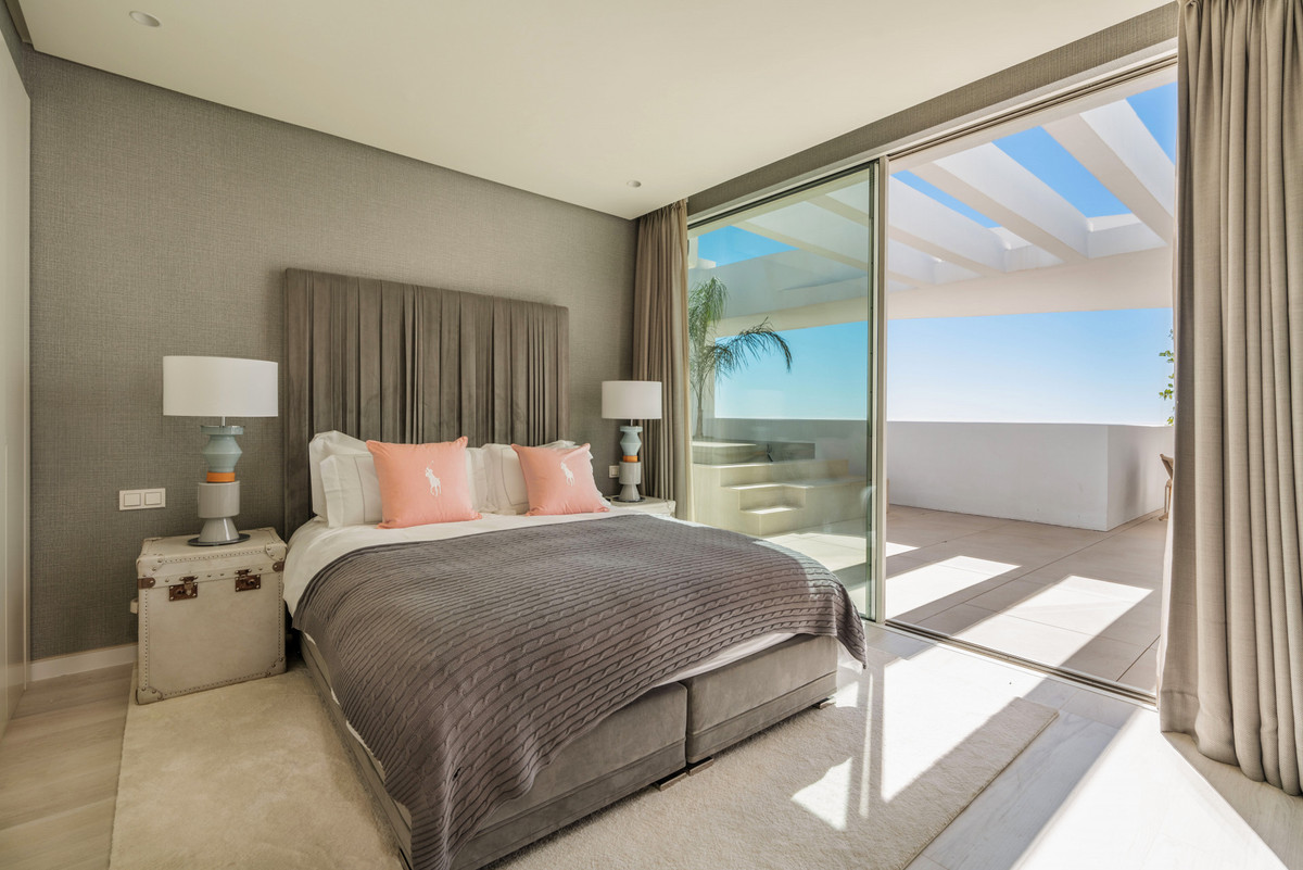 3 Bedroom Apartment for Sale in Ojén — view 10